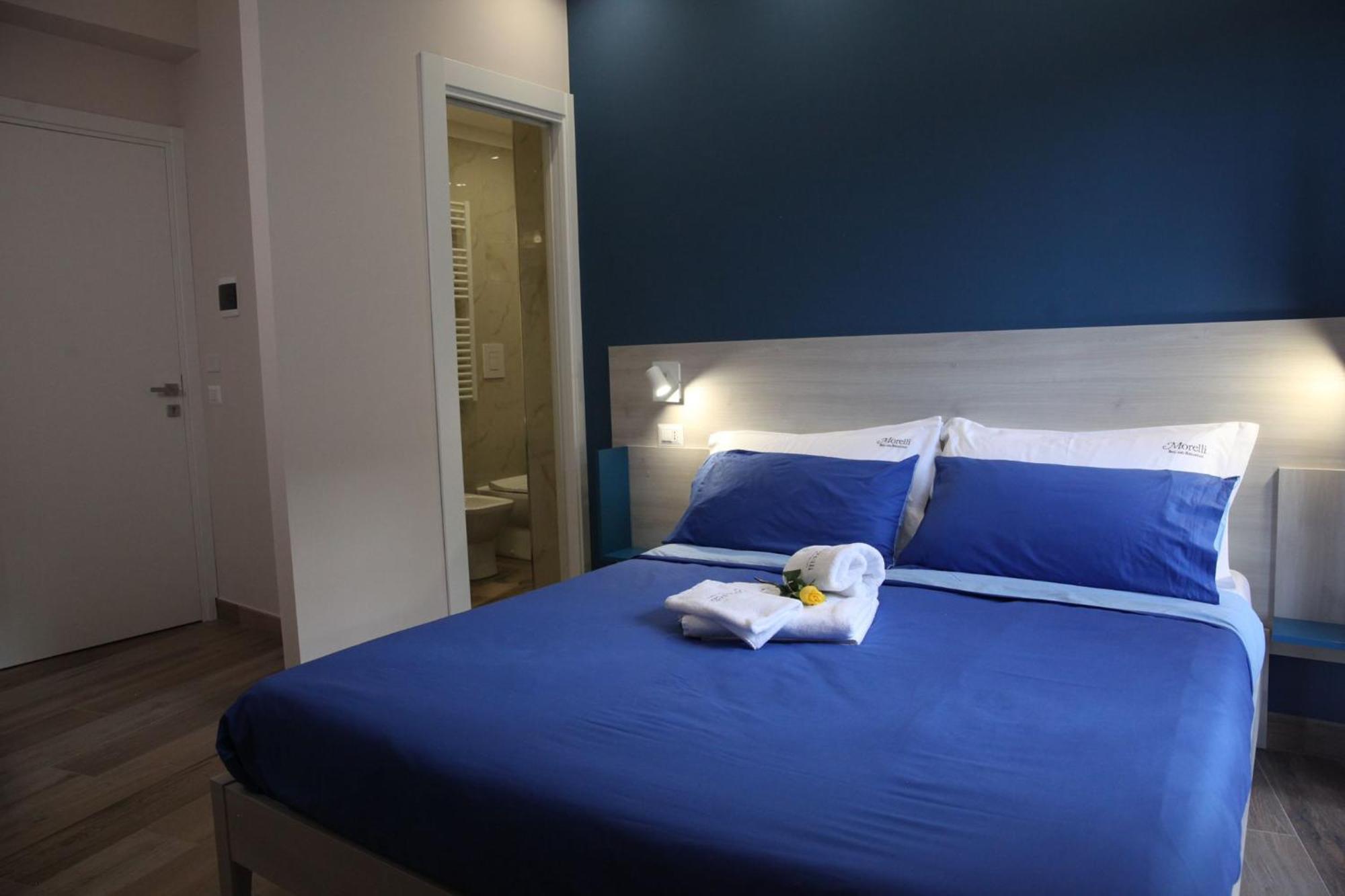 B&B Morelli Home โกเซนซา ภายนอก รูปภาพ